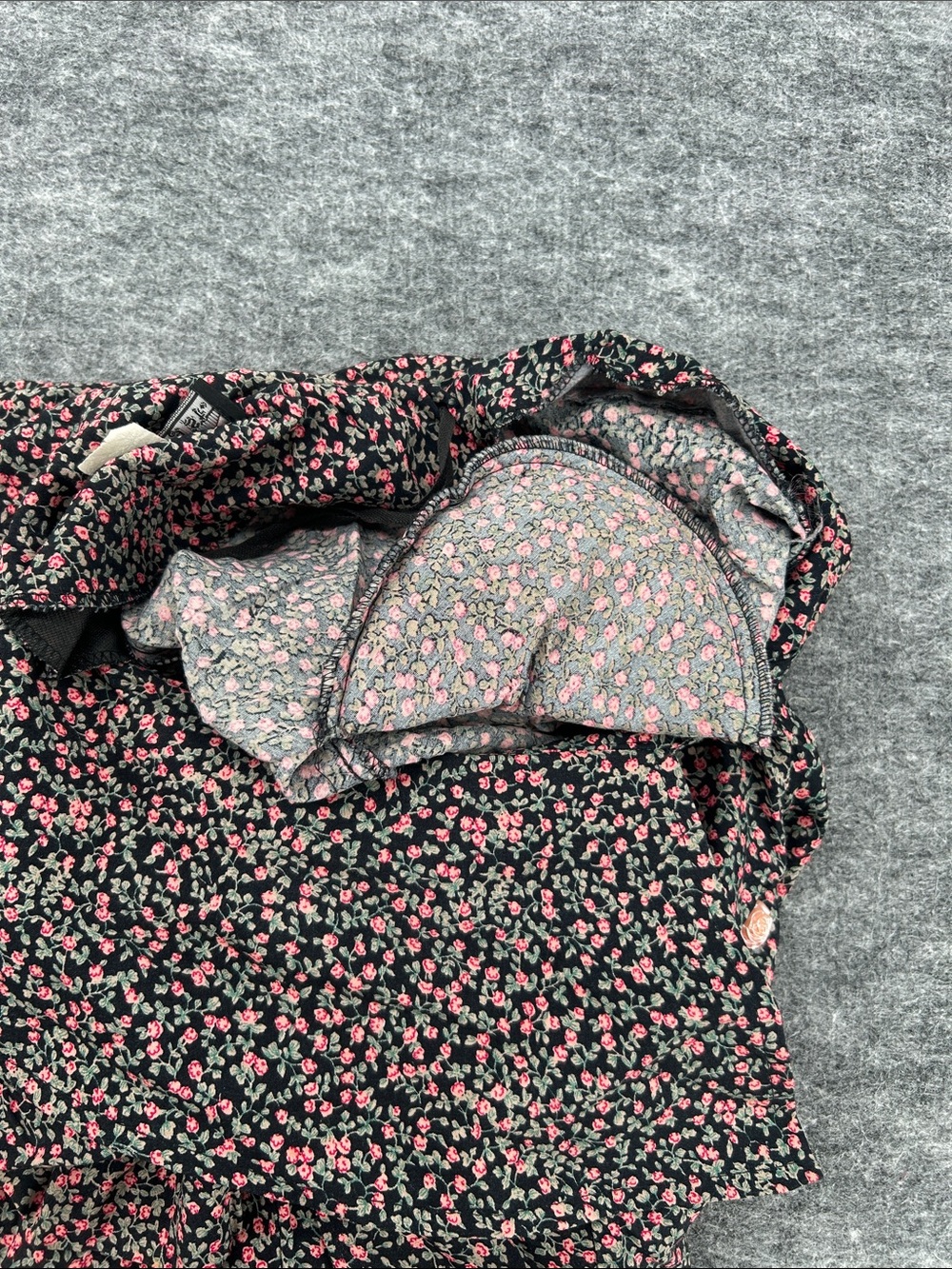 Vintage Chamney’s Black Floral Rayon Off Shoulder Button Front Midi Dress Size 5 - Picture 11 of 13